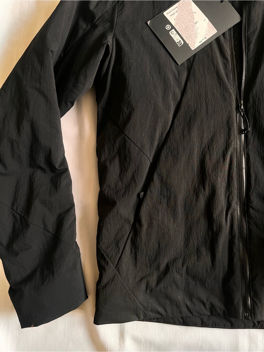 Arcteryx Veilance - Mionn Insulated Jacket Men's - Picture 5 of 7